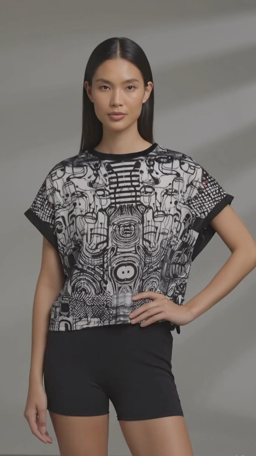 REPIX – “OPEN BACK ACTIVE TEE” | Motion Signal Wear